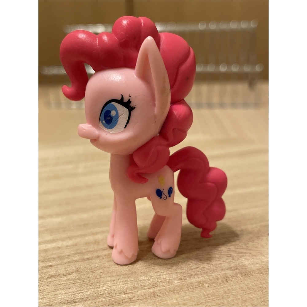 My Little Pony Pinky Pie 2 1/2" Figure